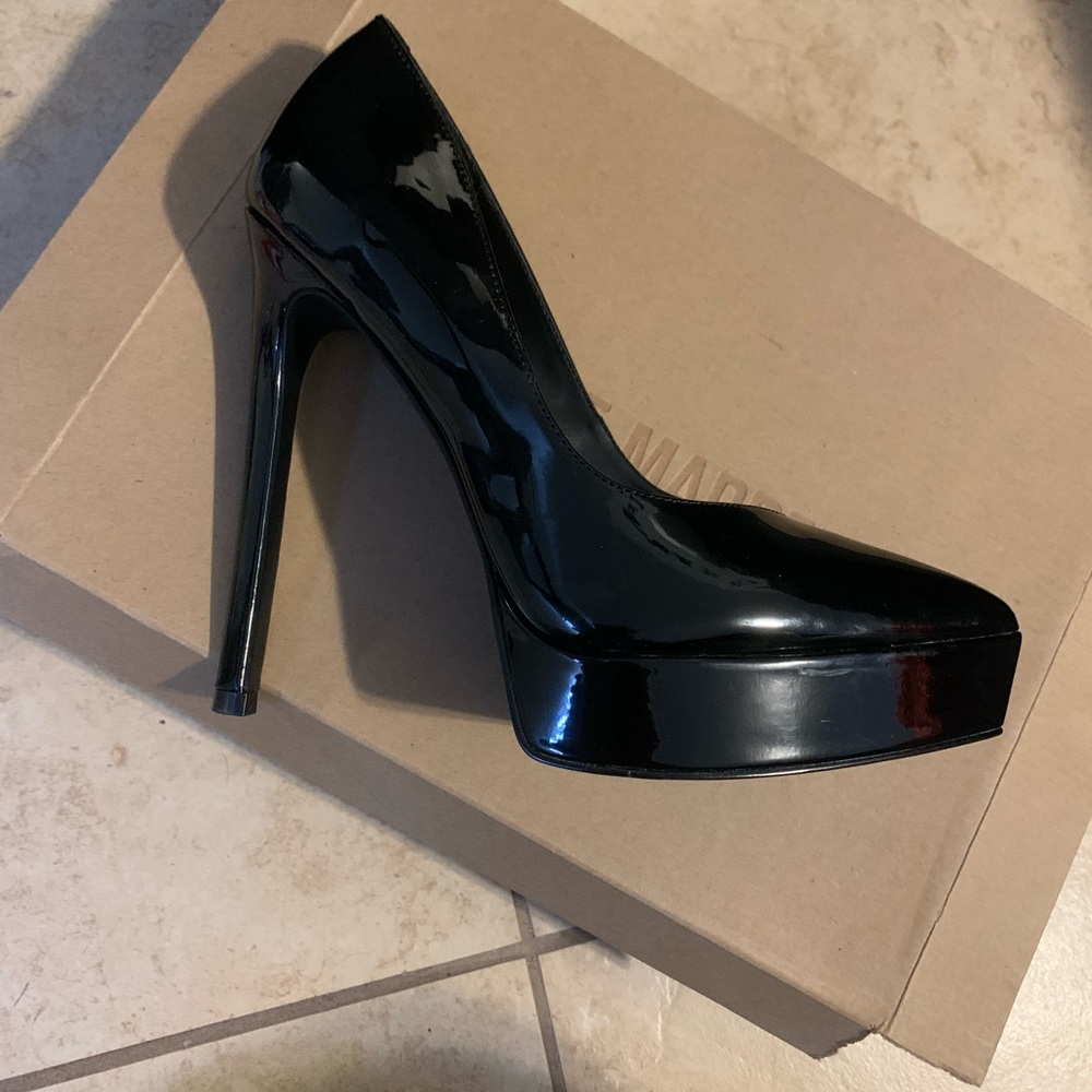 Steve Madden pumps brand new!